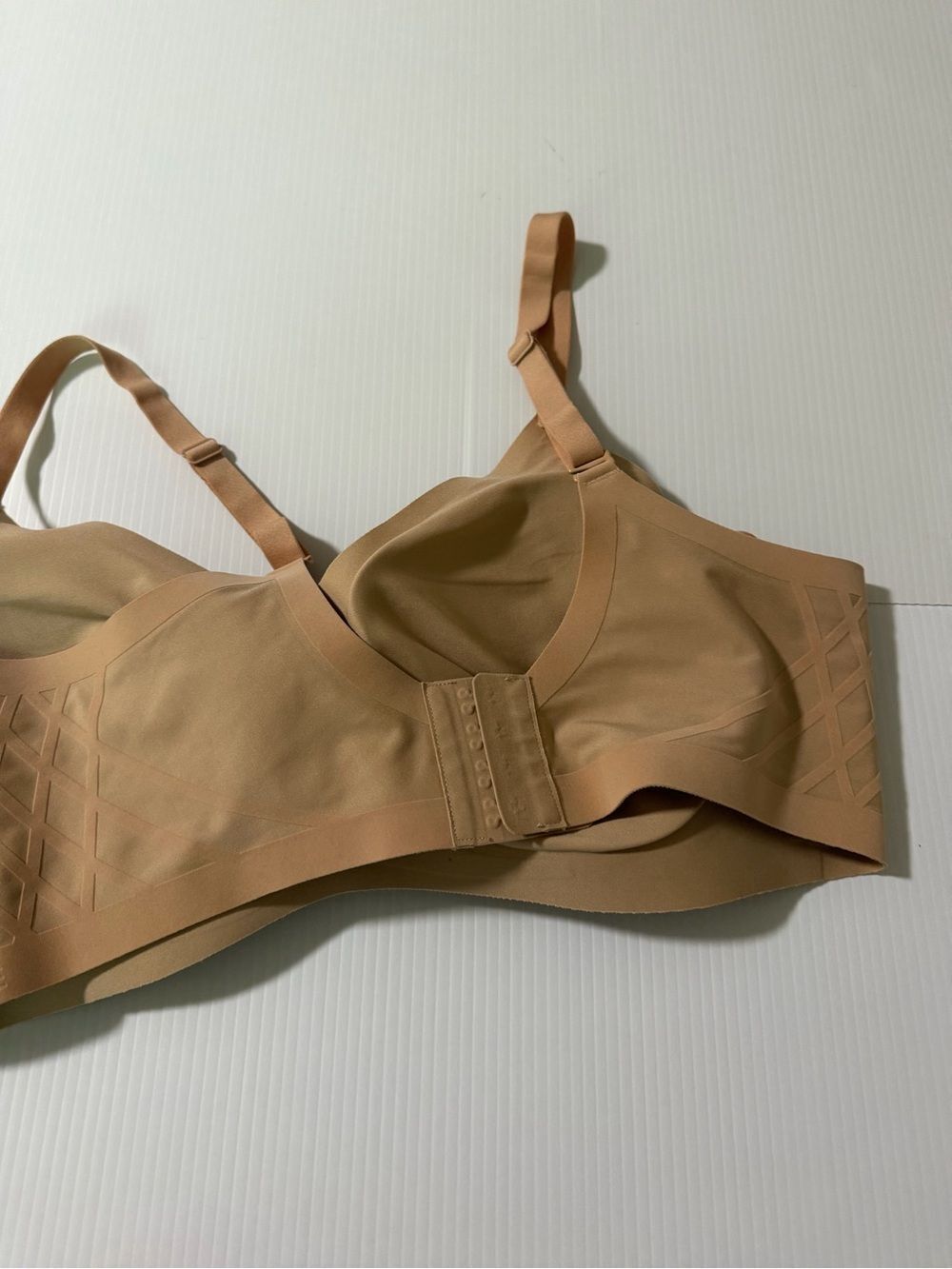 Honeylove Silhouette Bra support 3D printed velvet accent tan nude beige 1XL - Picture 3 of 8